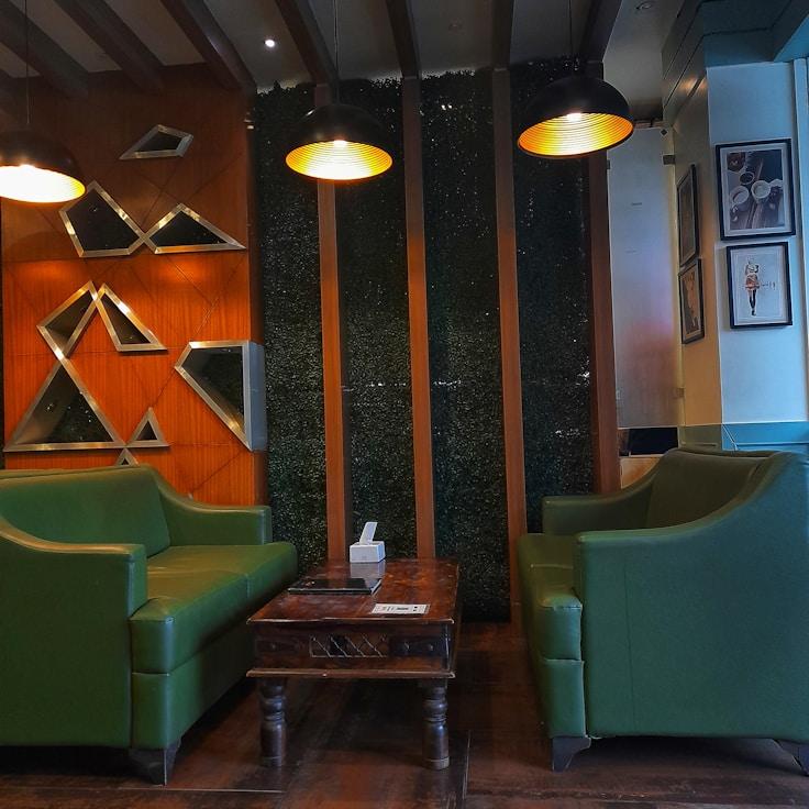 Parks and entertainment for families in Paris, France